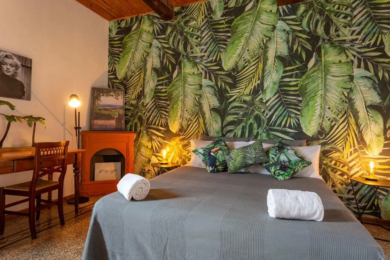 Via Ricasoli Apartment Next To Accademia Florence Italy
